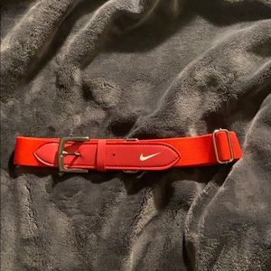 Nike softball belt